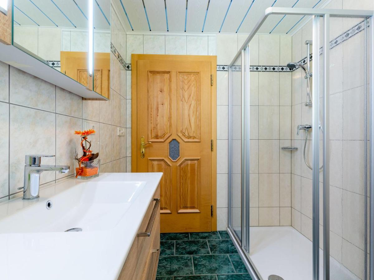 Cozy Apartment With Mountain Views Wald im Pinzgau Luaran gambar