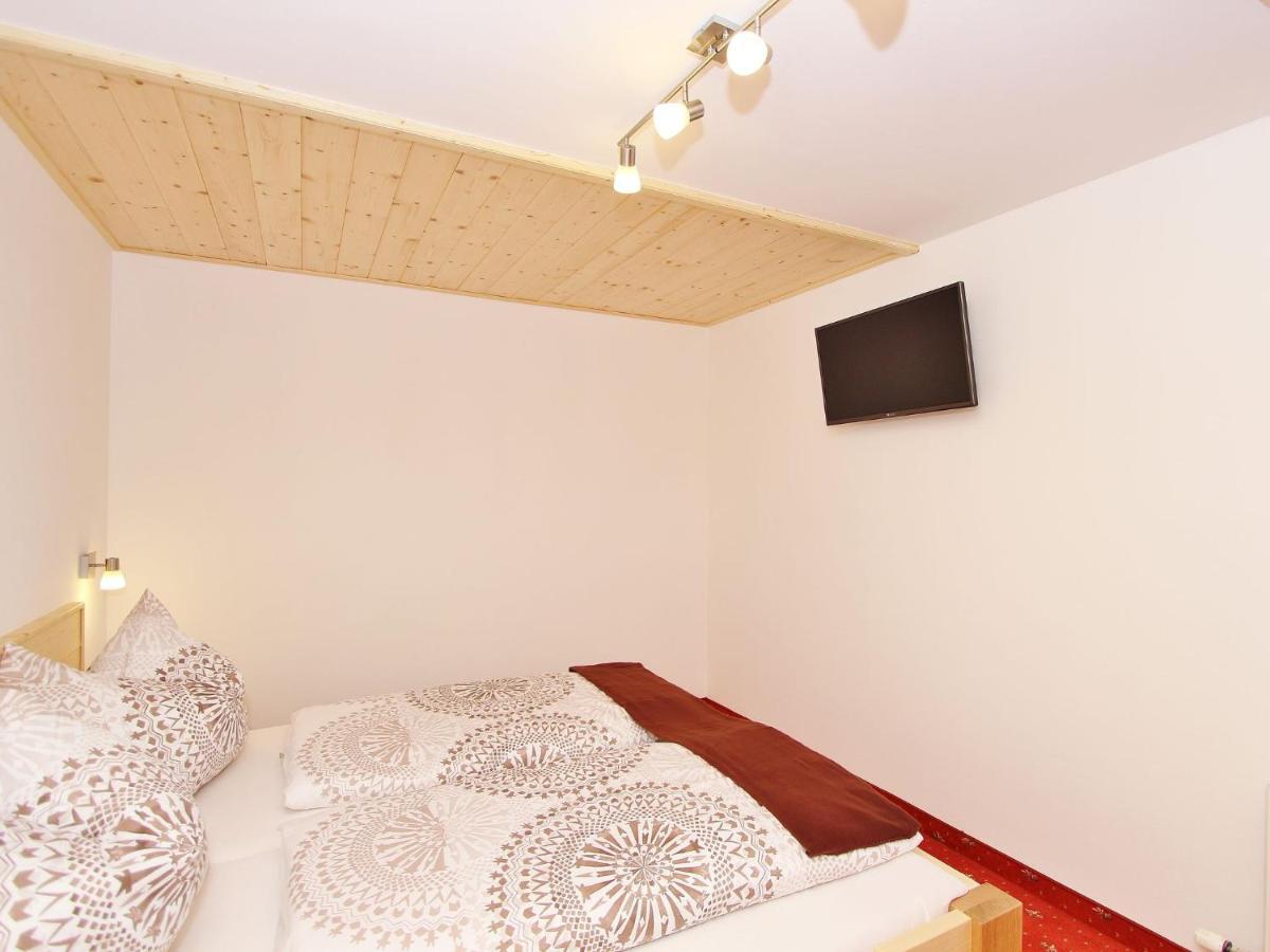 Cozy Apartment With Mountain Views Wald im Pinzgau Luaran gambar